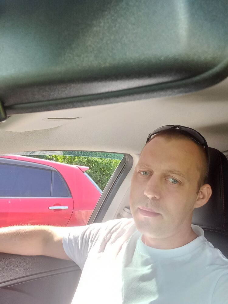  ,   Andrey, 40 ,   ,   , c , 