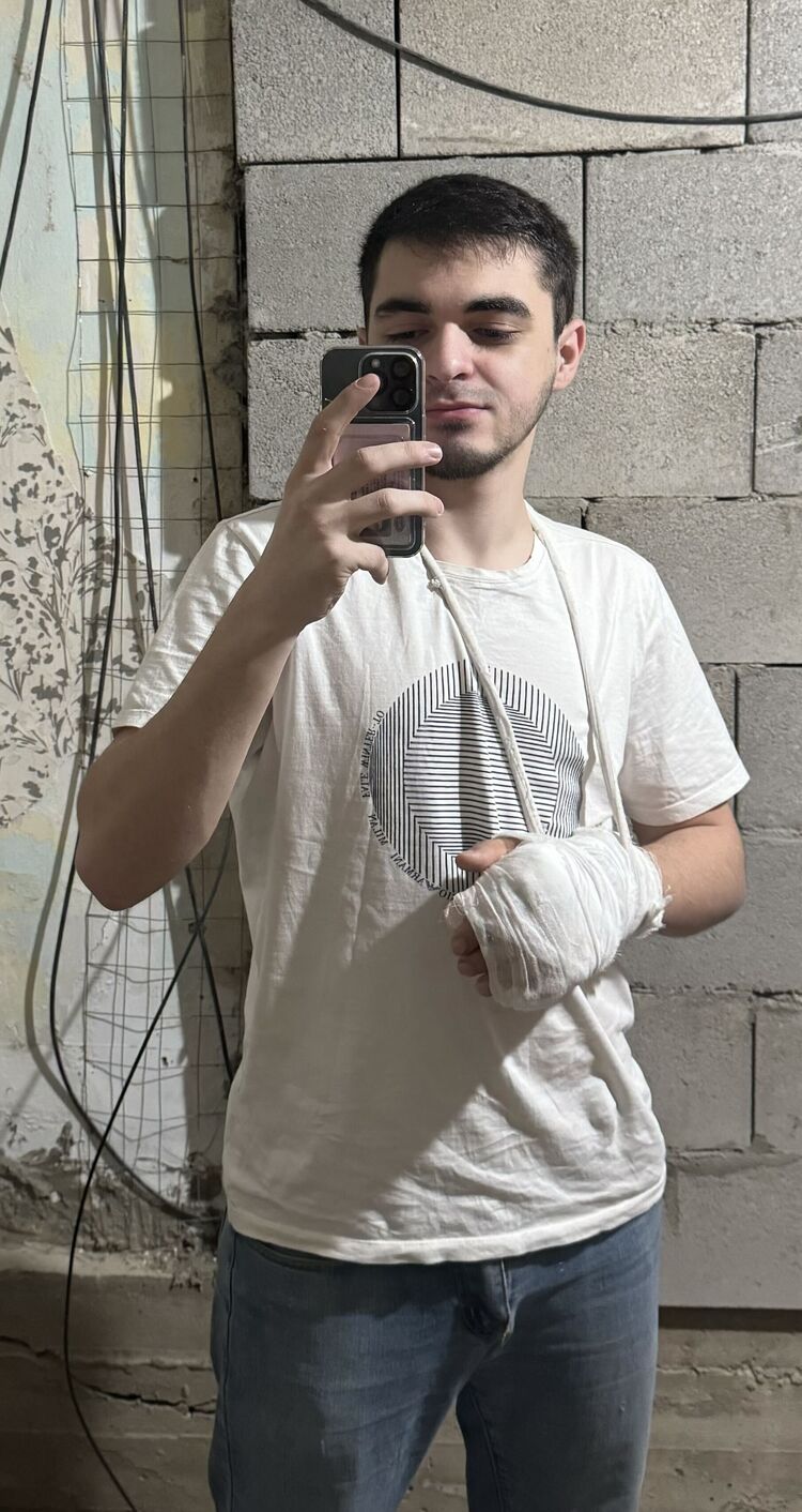  ,   , 22 ,   ,   