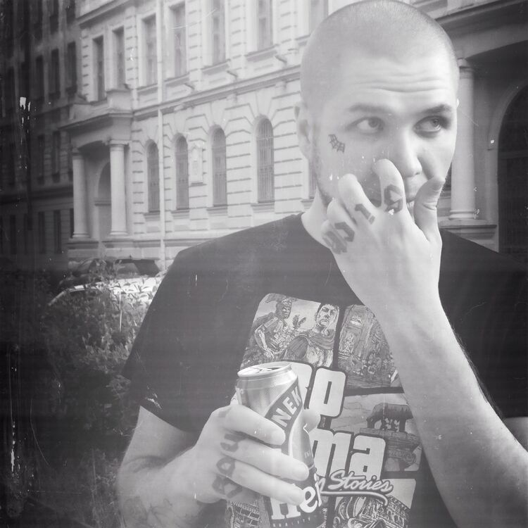  ,   Maxim, 32 ,   ,   