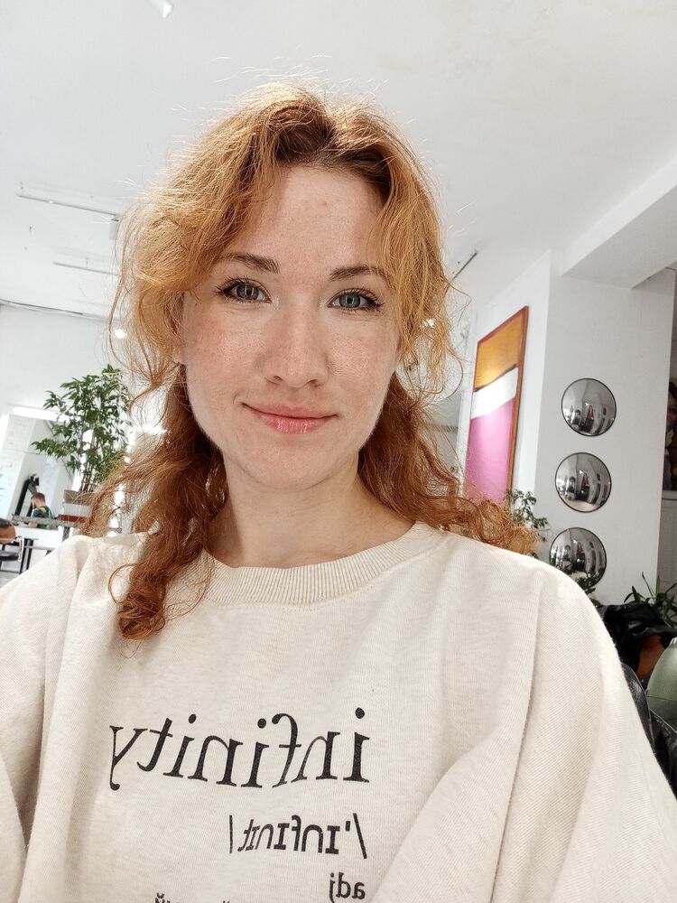  37592468  , 34 ,    -