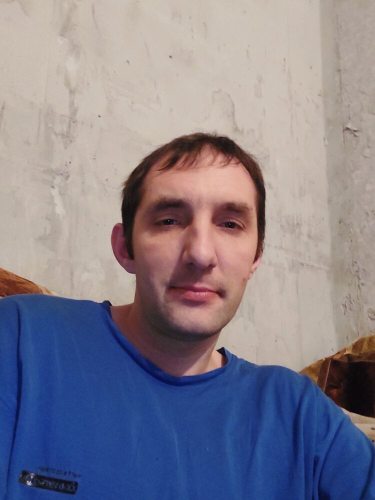  46638748  , 37 ,    