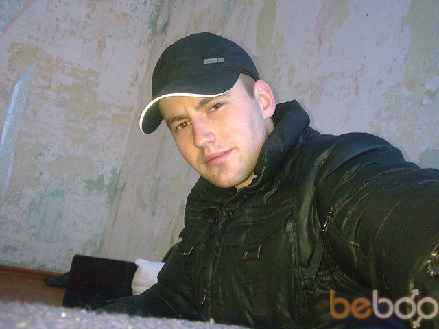  ,   Alex, 37 ,  