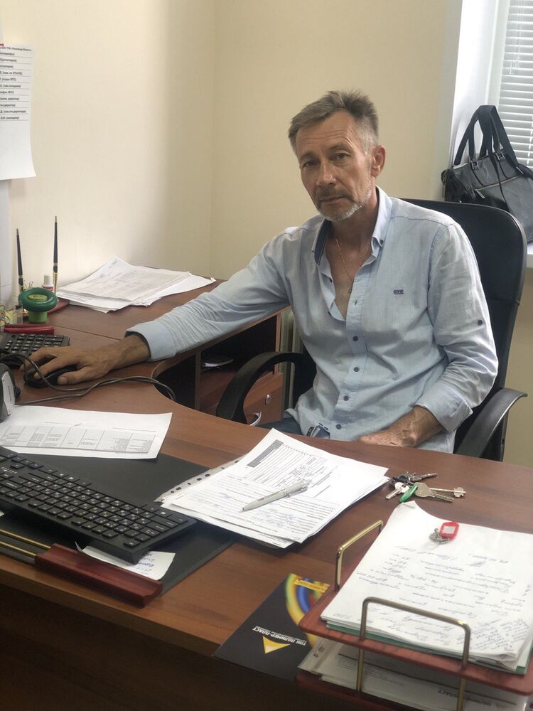  27192358  Vasily, 54 ,    