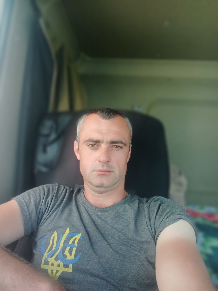  52298938  , 32 ,     