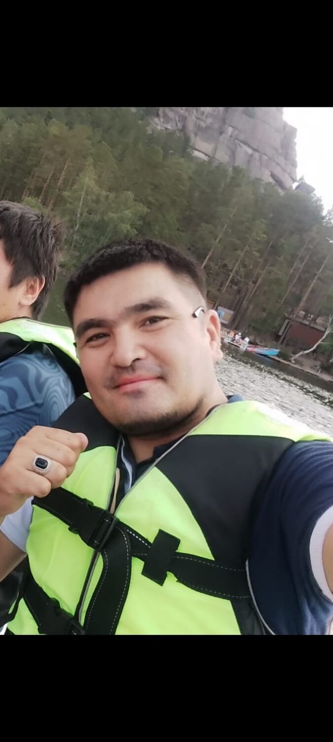  30358638  Azamat, 38 ,    