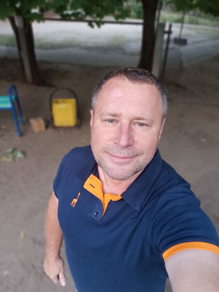  46015918  , 55 ,    