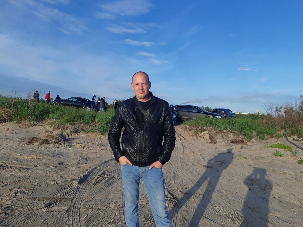  41662768  Igor, 34 ,    