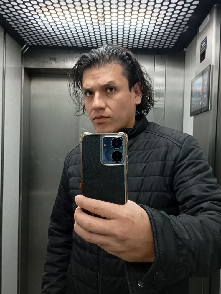  Lennon,   Leonard, 35 ,   ,   