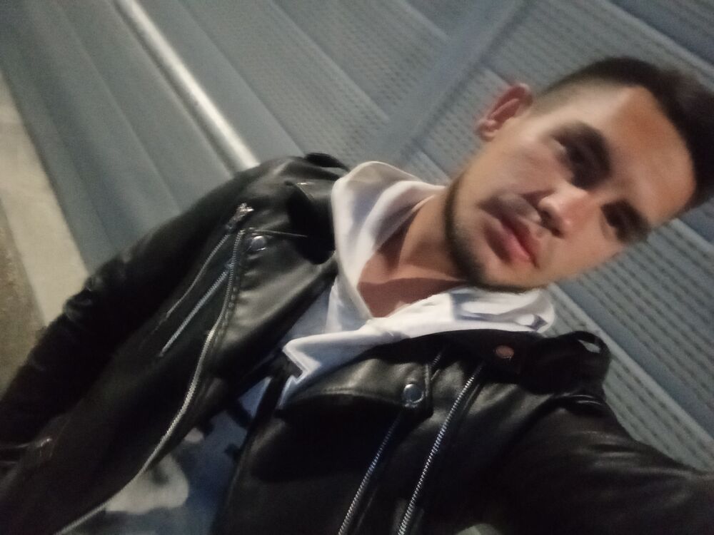  46441108  , 28 ,    