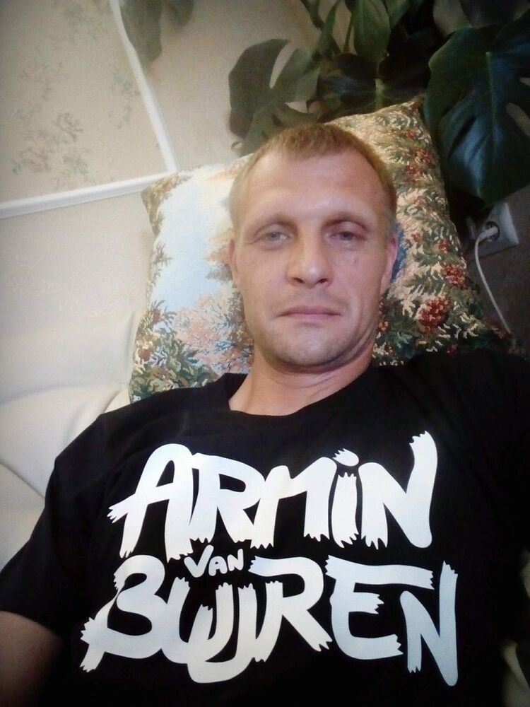  35153288  Vadim, 45 ,    