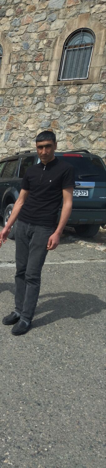  43209428  Artur, 36 ,    