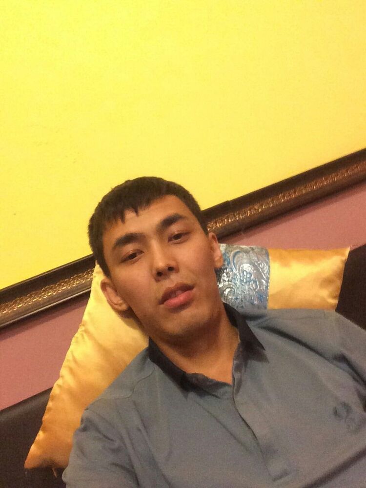  ,   Aman, 32 ,   