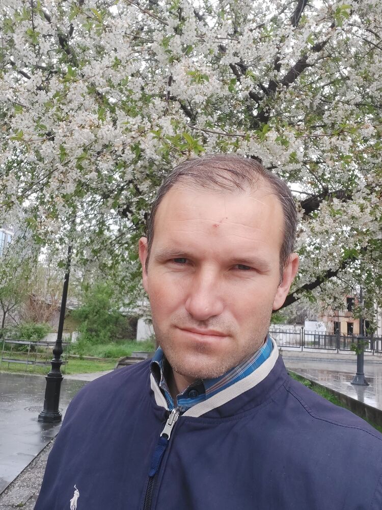  Kriva Palanka,   Vlatce, 39 ,   ,   