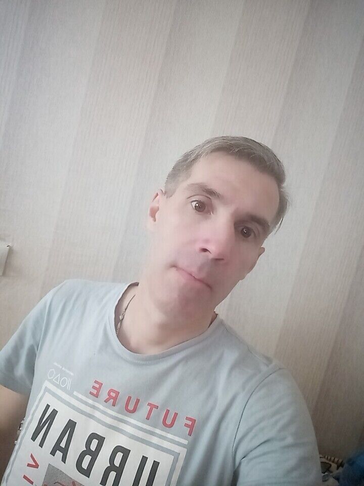  37626918  , 44 ,    