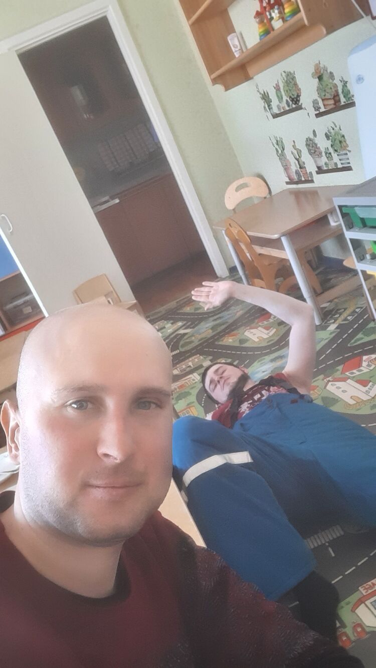  49932398  , 34 ,    