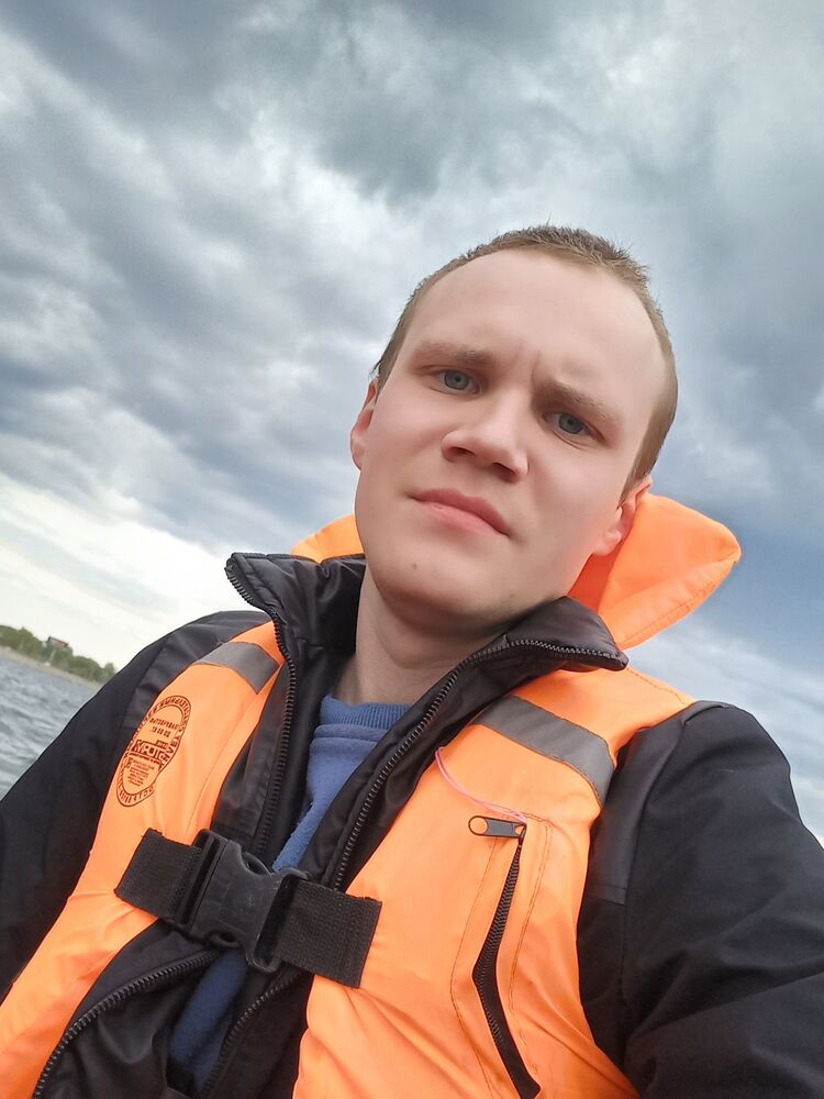  43802868  , 23 ,    