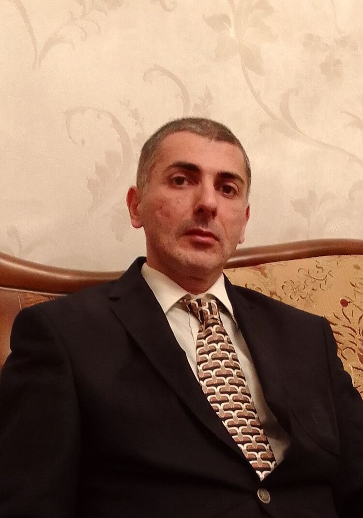  54284899  Kanan, 40 ,    