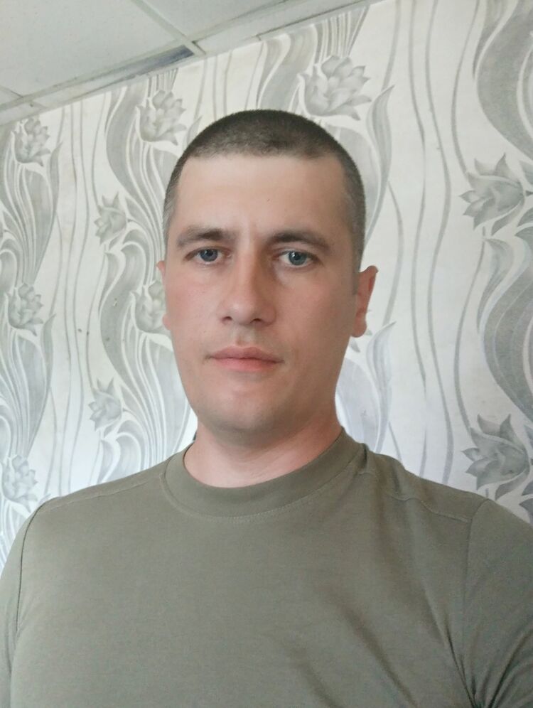  48237048  , 37 ,    