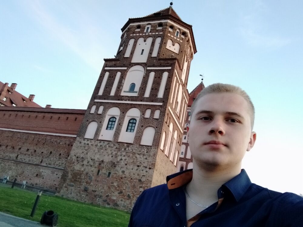  ,   Kirill, 25 ,     , c 
