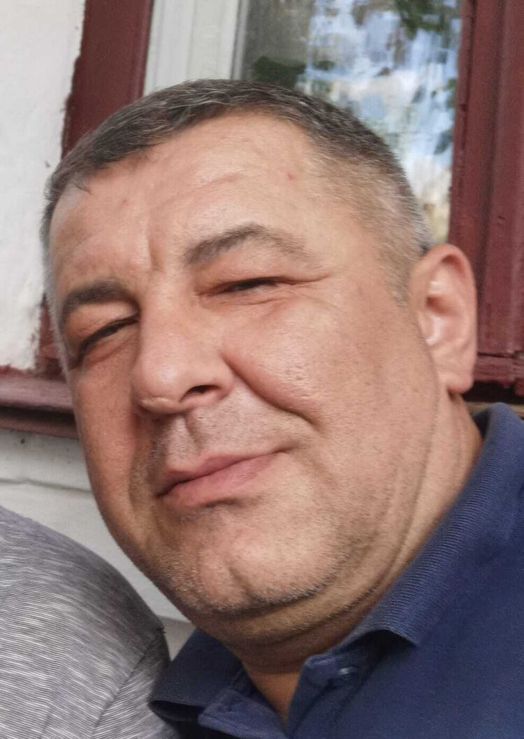  42582768  Oleg, 52 ,    