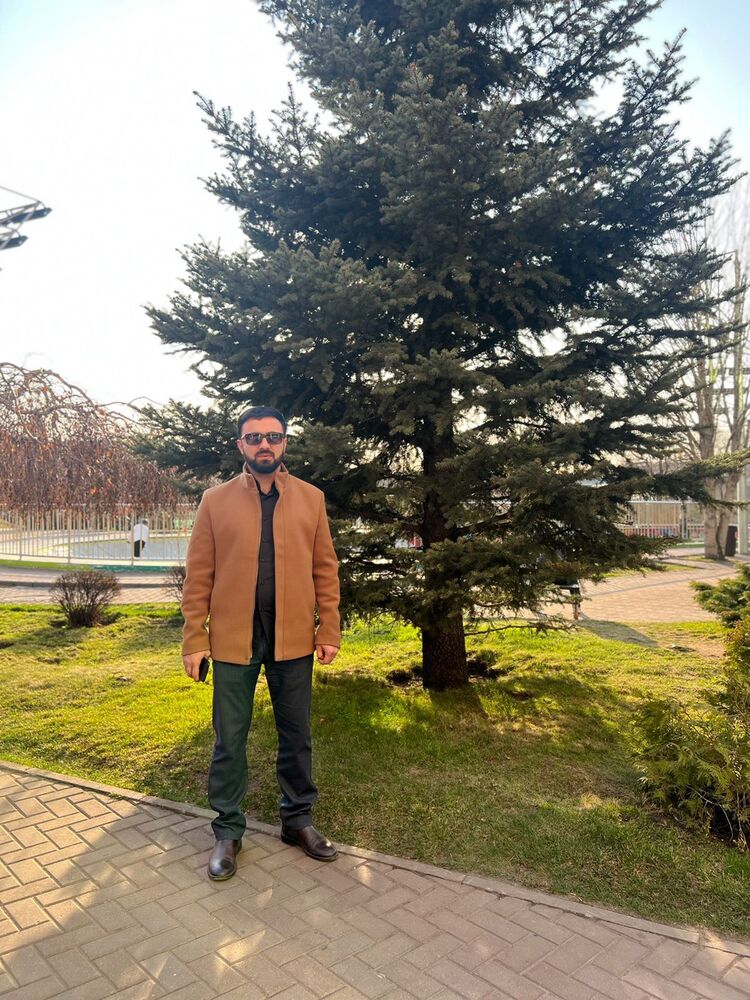  33835018  Vugo, 40 ,    