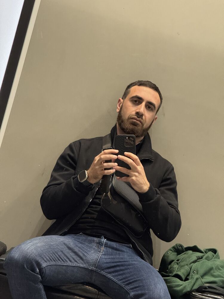  52203768  , 38 ,    