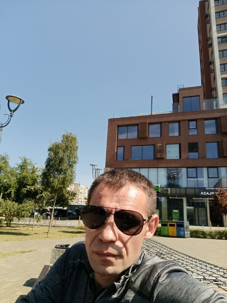  46493808  , 40 ,    