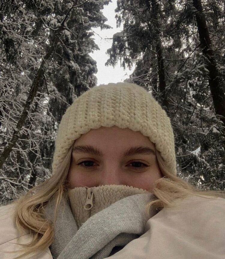  47863158  , 21 ,    -