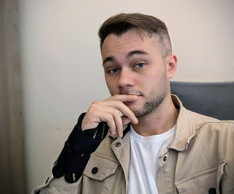  53321058  Vadim, 30 ,    
