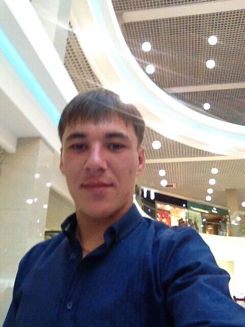  46991528  Igor, 31 ,    
