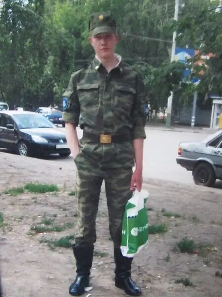  34128108  Vladimir, 37 ,    