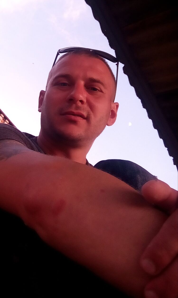  44683538  , 38 ,    