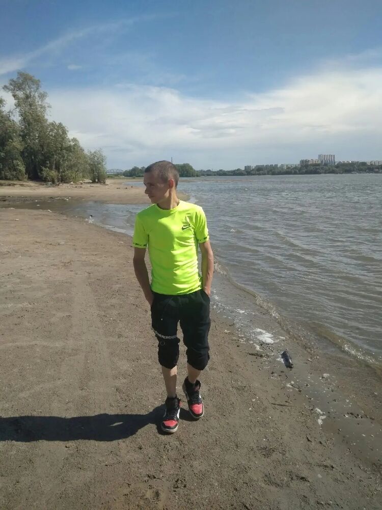  40714418  Kolya, 33 ,    