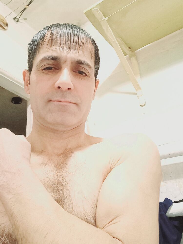  38823528  Sharif, 45 ,    