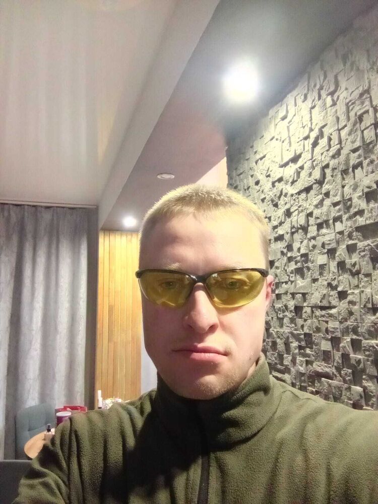  49538748  , 44 ,    