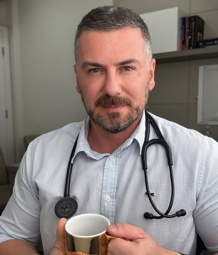  51766008  Henry, 57 ,    New York City