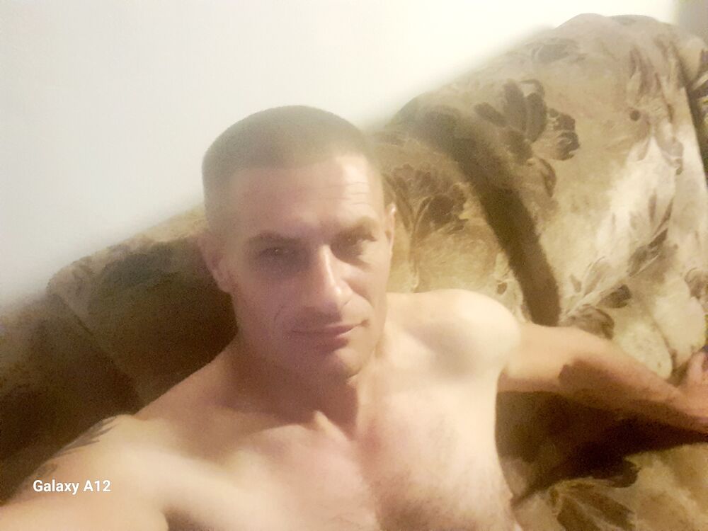  37581638  , 41 ,    --