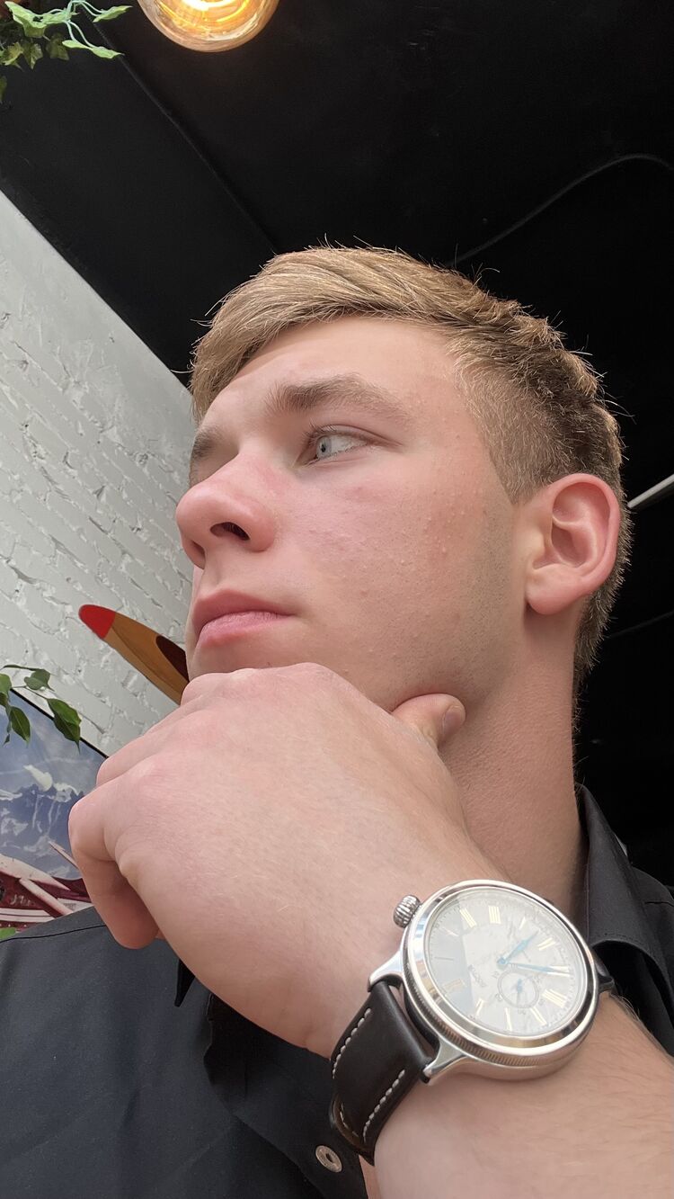  52893428  Evgeny, 19 ,    