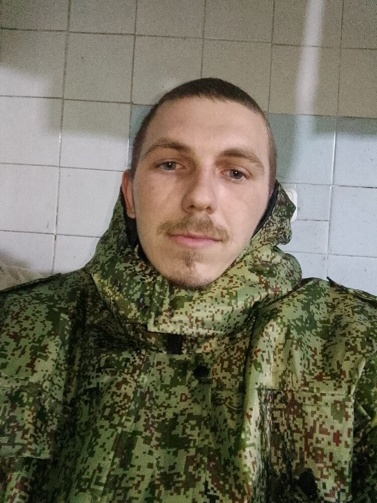  48951588  VADIM, 25 ,    