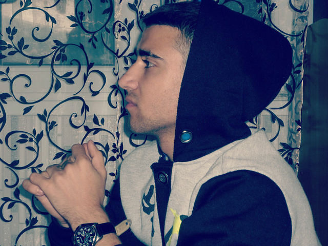  4408468       , 30 ,    