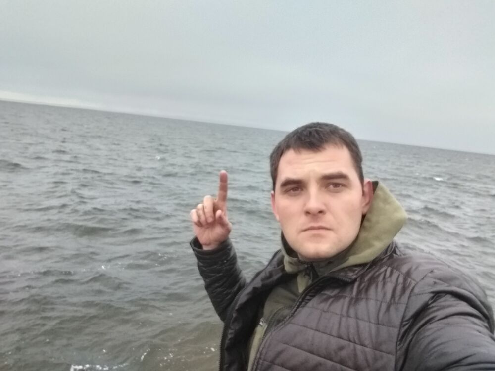  -,   Ը, 32 ,   ,   
