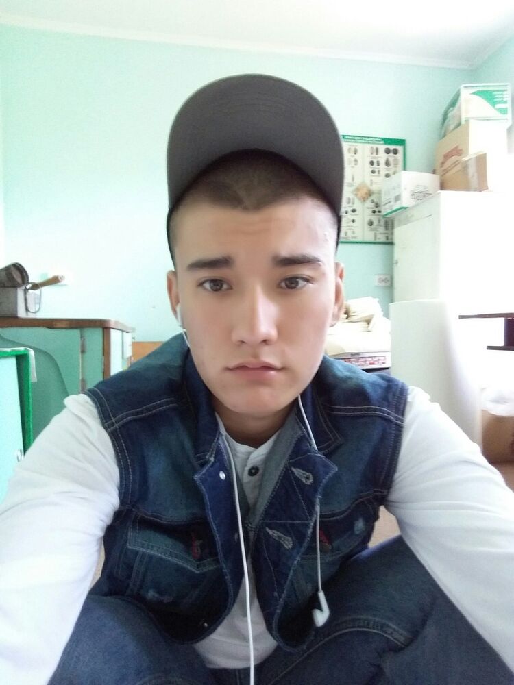  10132038  Skiff, 30 ,    