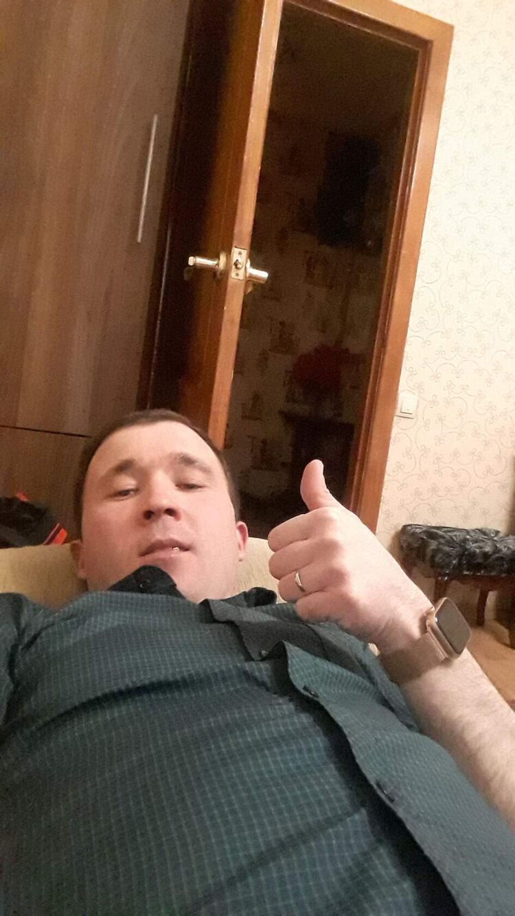  46029298  , 40 ,    