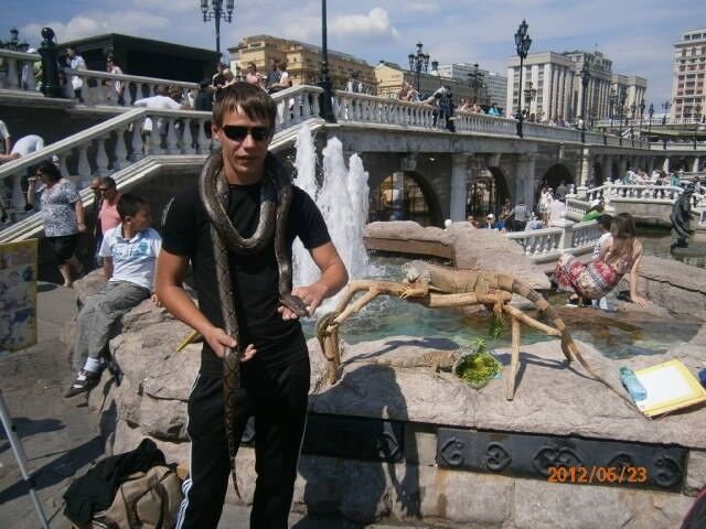  6880698  Gabriel, 35 ,    