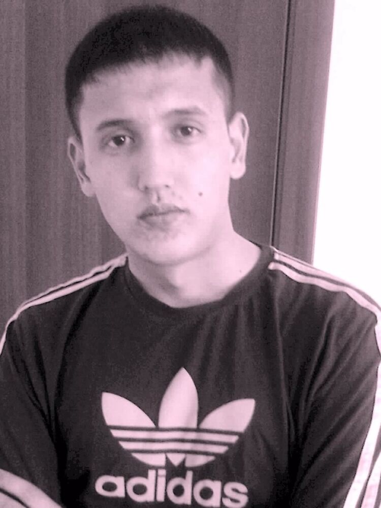  ,   Erbolat, 33 ,   
