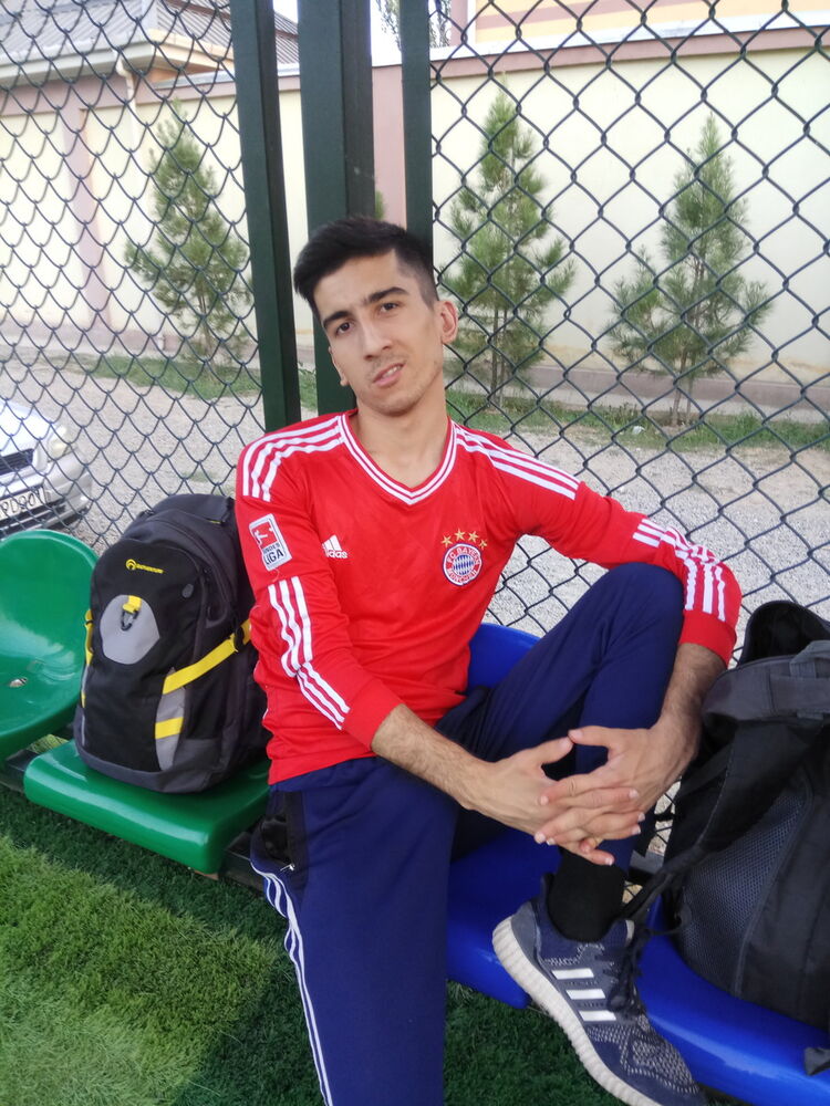  10425658  Somon, 27 ,    