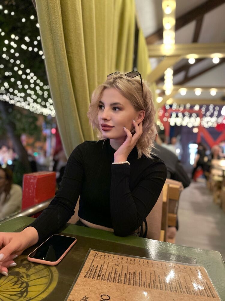  31035568  , 23 ,    -