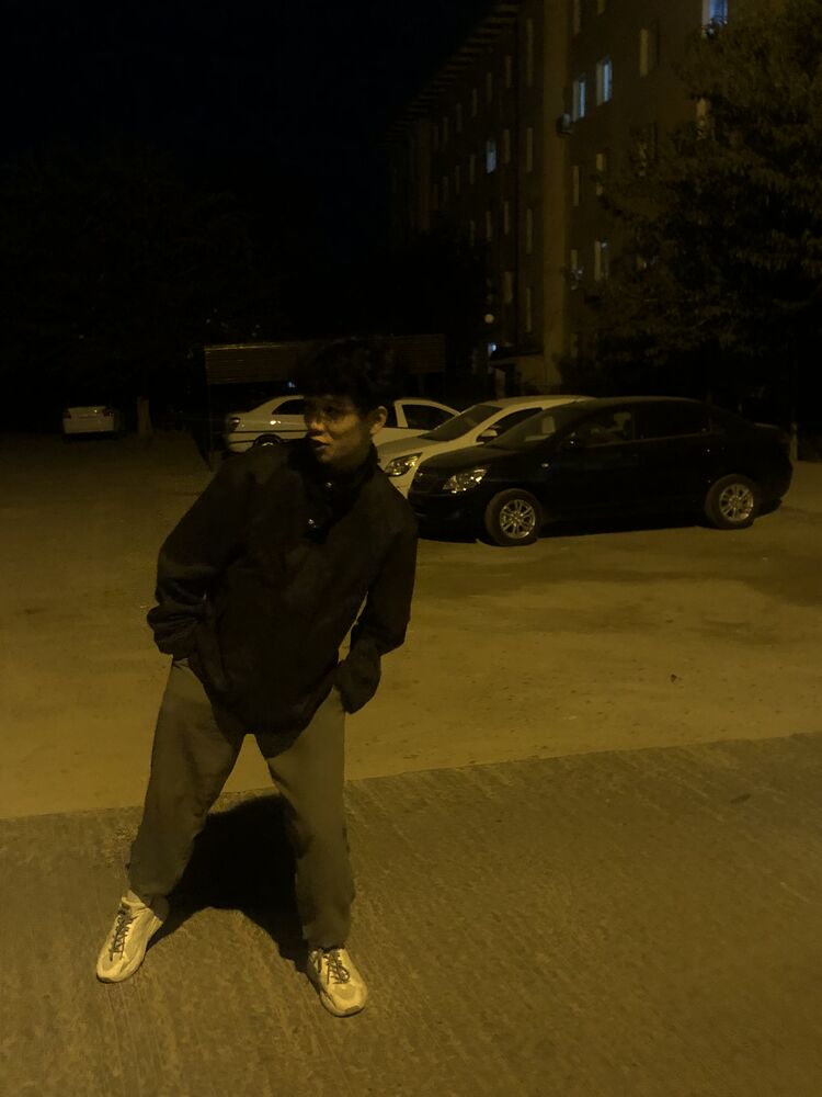  46585228  , 20 ,    