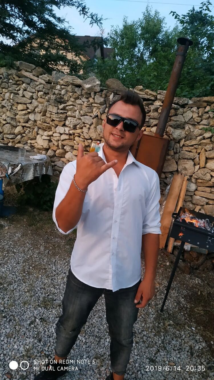  38933778  , 28 ,    