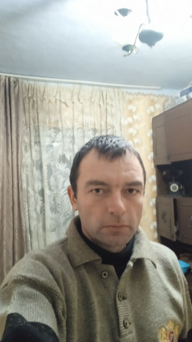  24705528  , 40 ,    